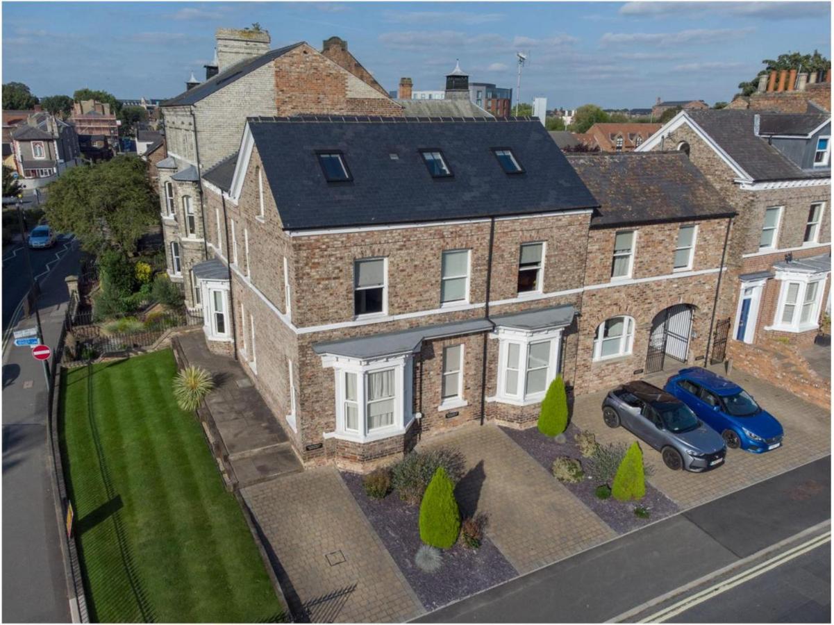 Bluebridge Walk Luxury Apartment York Exterior photo